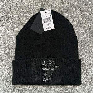 David and young ghost beanie